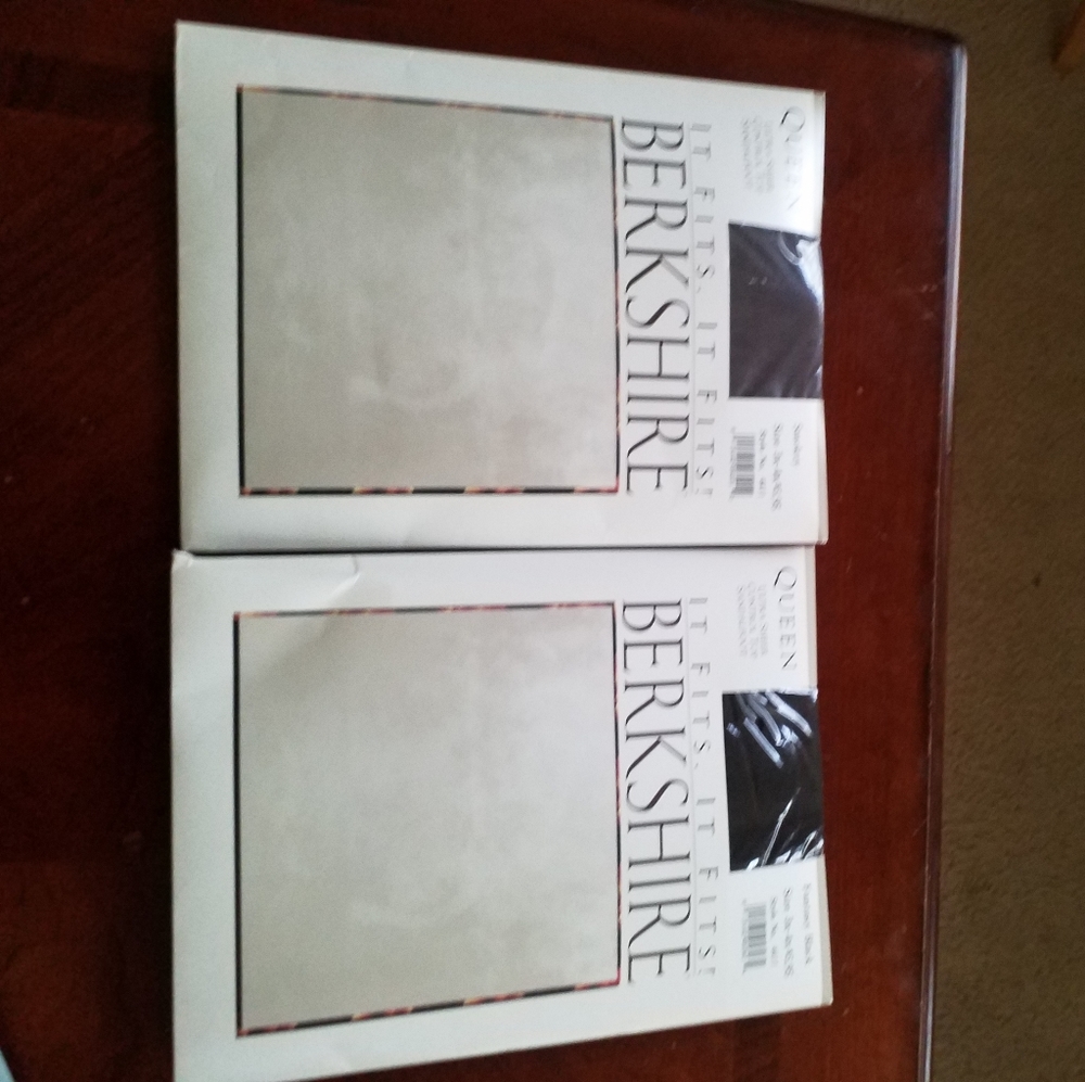 Pantyhose and Knee Highs